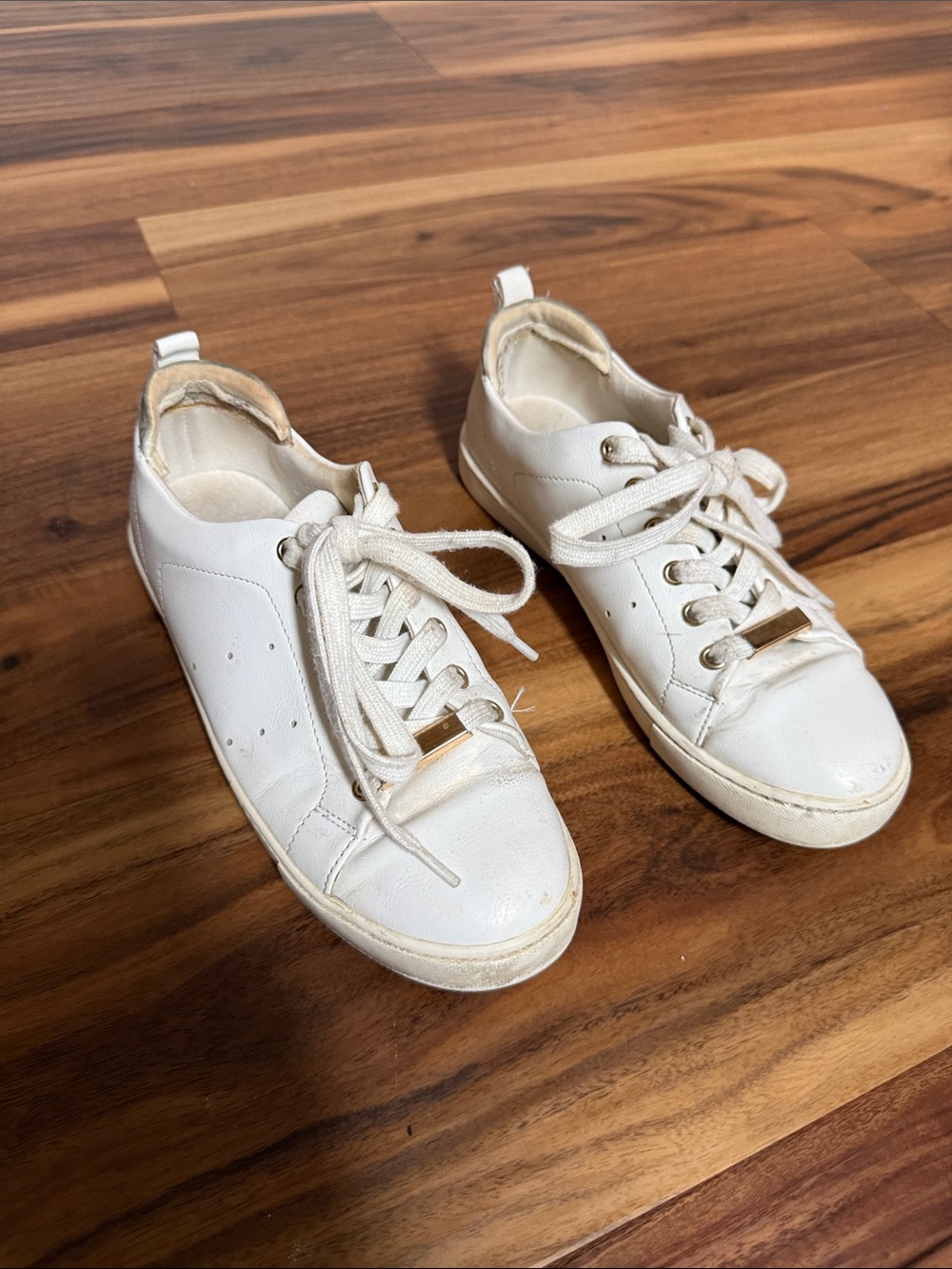 Aldo White Leather Low-Top Sneakers